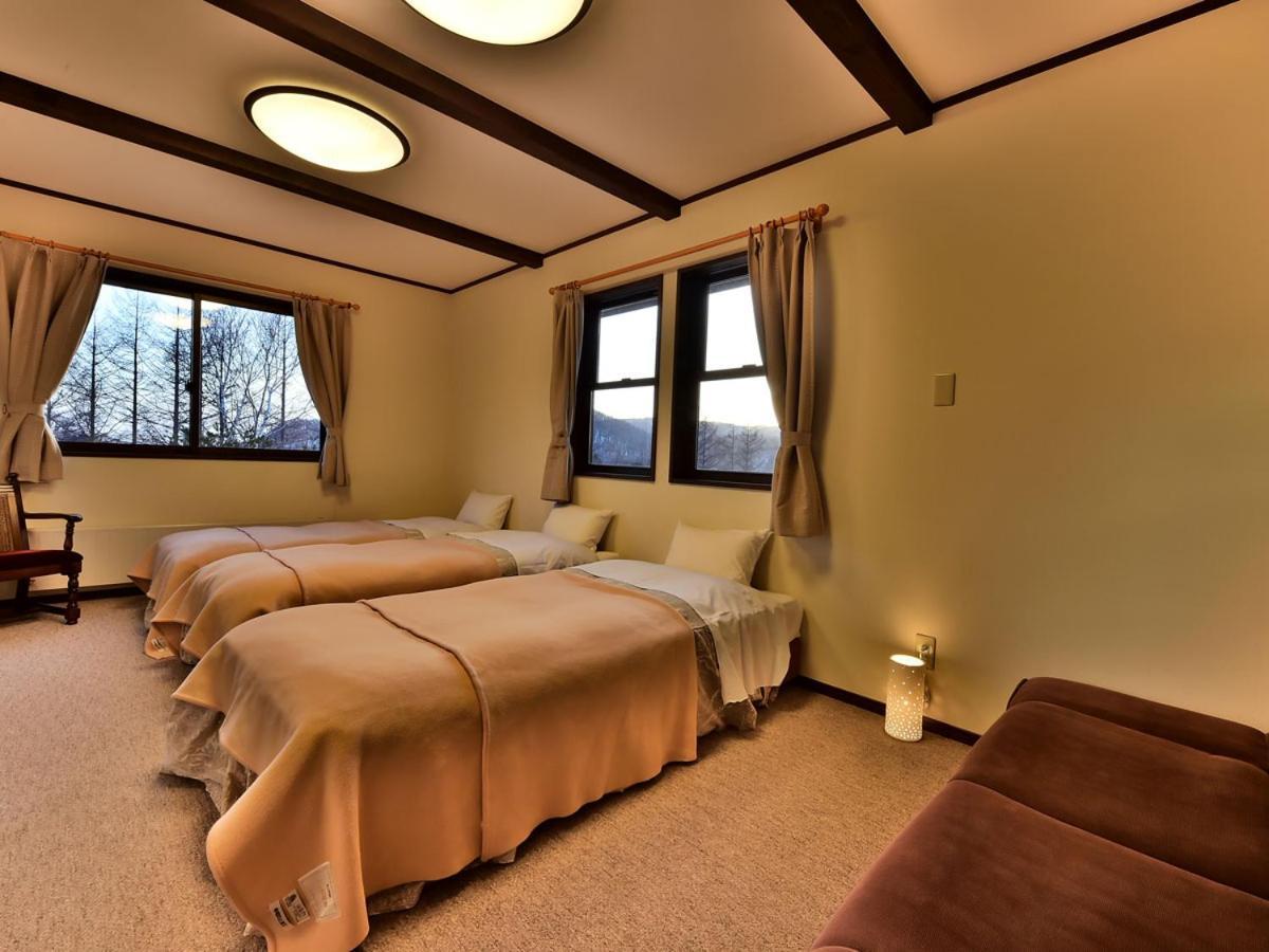 Petit Hotel Kanan Чино Екстериор снимка