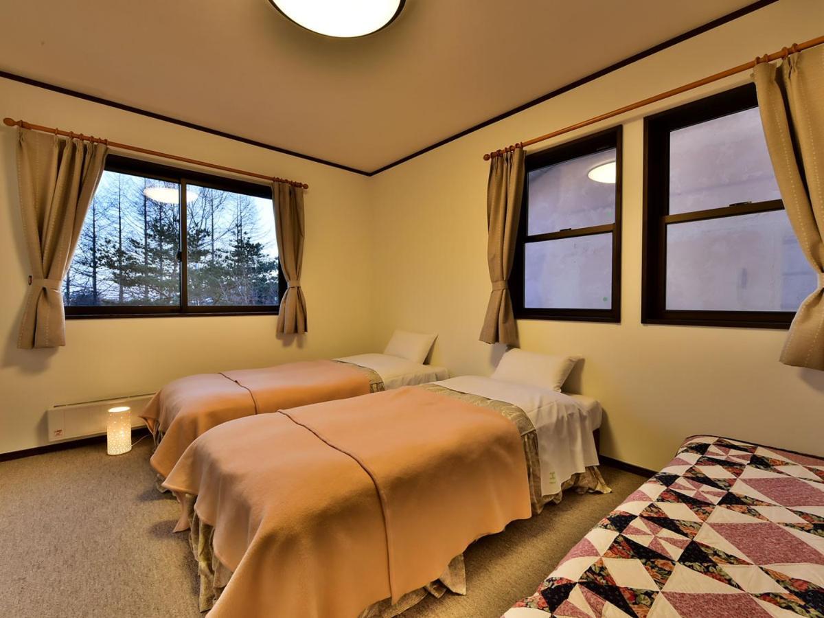 Petit Hotel Kanan Чино Екстериор снимка